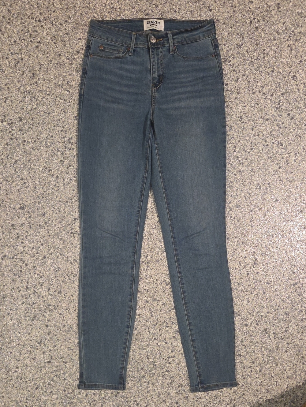 Denizen From Levi's High Rise Skinny Jeans Size 2